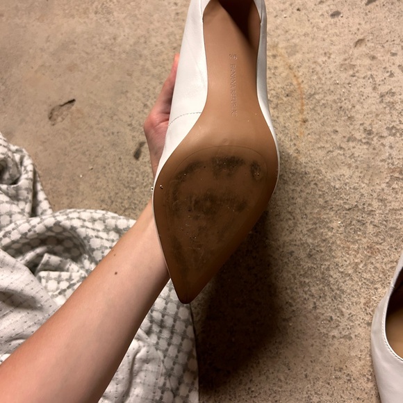 Banana Republic white lightly worn heels - Picture 4 of 6